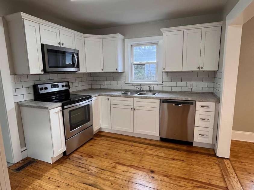 120 3rd Avenue, Conover, NC 28613.  MLS# CAR4222608, YatesRealty ID 2442. 