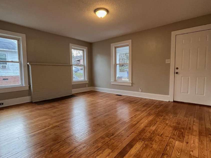 120 3rd Avenue, Conover, NC 28613.  MLS# CAR4222608, YatesRealty ID 2442. 