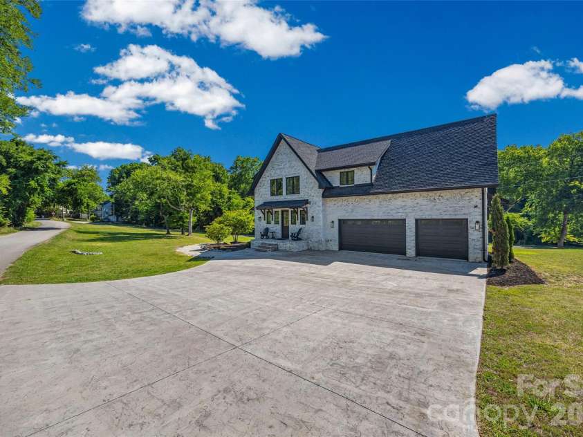 5438 Ralph Harper Lane, Clover, SC 29710.  MLS# CAR4384782, YatesRealty ID 24420. 