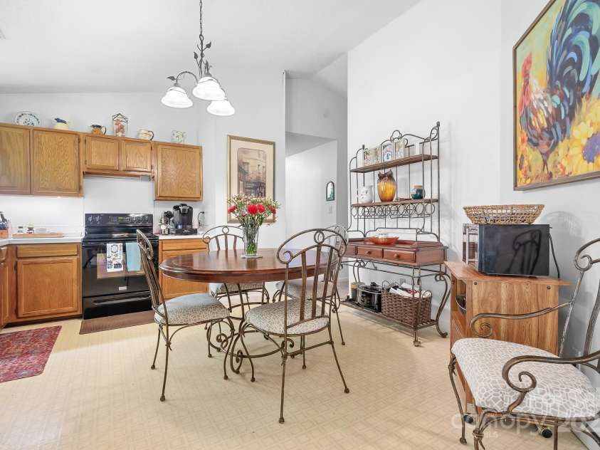 6601 Charlotte Highway, York, SC 29745.  MLS# CAR4274584, YatesRealty ID 24421. 