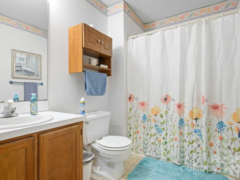 6601 Charlotte Highway, York, SC 29745.  MLS# CAR4274584, YatesRealty ID 24421. 