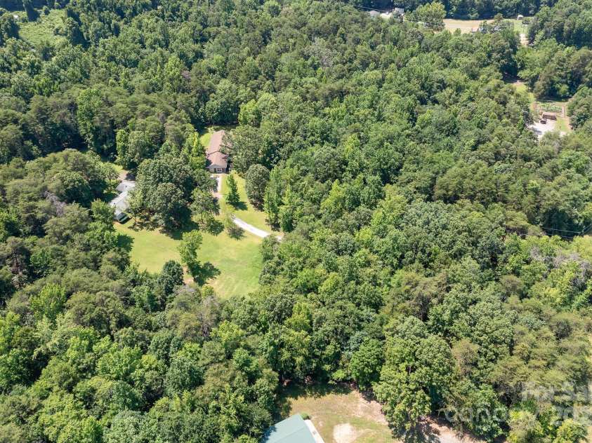 6601 Charlotte Highway, York, SC 29745.  MLS# CAR4274584, YatesRealty ID 24421. 