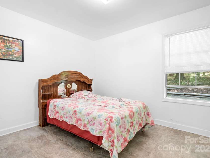 6601 Charlotte Highway, York, SC 29745.  MLS# CAR4274584, YatesRealty ID 24421. Bedroom of ADU