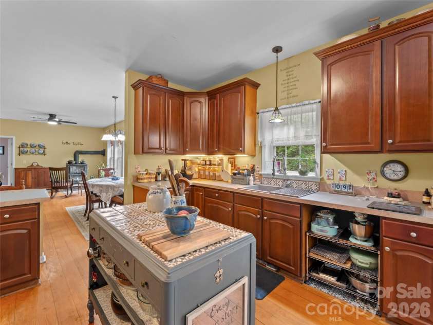 103 Old Southside Road, Saluda, NC 28773.  MLS# CAR4376836, YatesRealty ID 24422. 