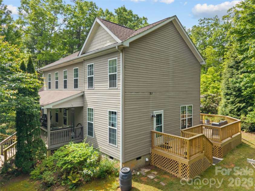 103 Old Southside Road, Saluda, NC 28773.  MLS# CAR4376836, YatesRealty ID 24422. New side decks