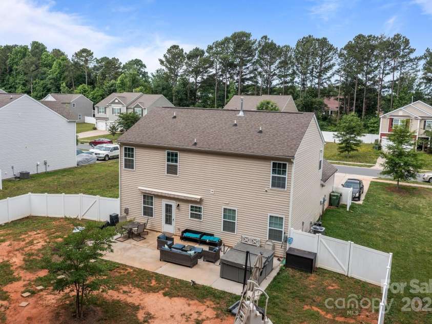 413 Wheat Field Drive, Mount Holly, NC 28120.  MLS# CAR4260299, YatesRealty ID 24423. 