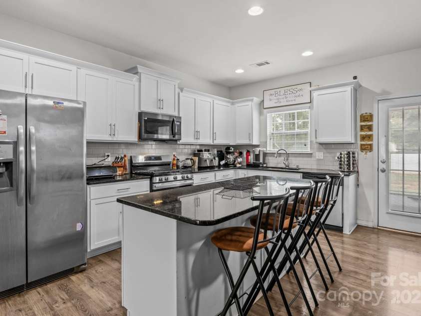 413 Wheat Field Drive, Mount Holly, NC 28120.  MLS# CAR4260299, YatesRealty ID 24423. 