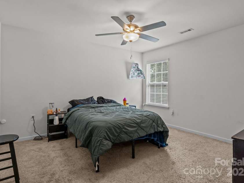 413 Wheat Field Drive, Mount Holly, NC 28120.  MLS# CAR4260299, YatesRealty ID 24423. 