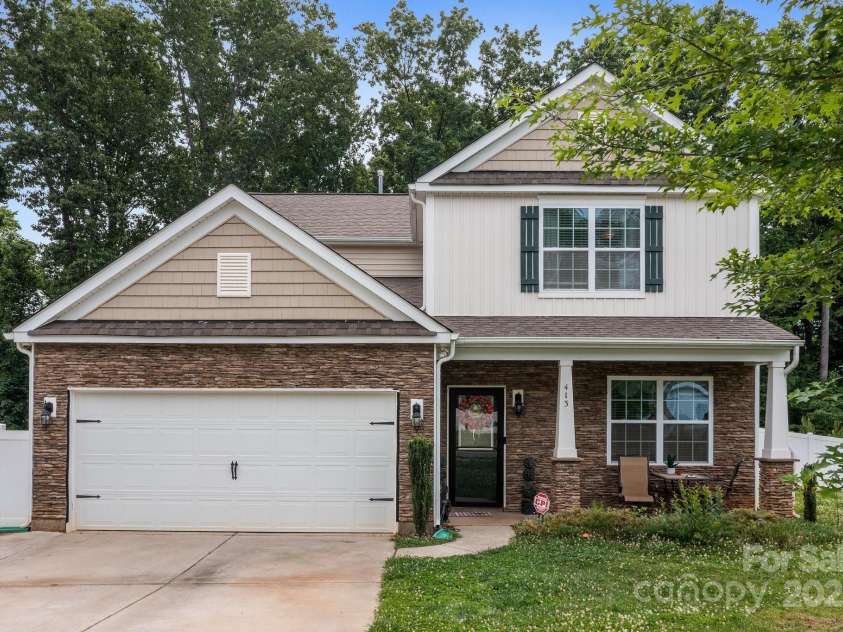 413 Wheat Field Drive, Mount Holly, NC 28120.  MLS# CAR4260299, YatesRealty ID 24423. 