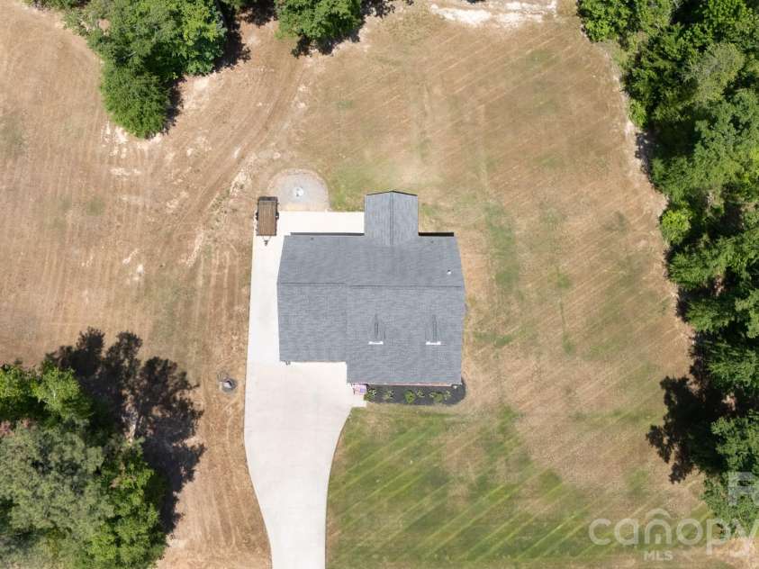 949 Jason Lyle Drive, Rock Hill, SC 29730.  MLS# CAR4375375, YatesRealty ID 24423. 