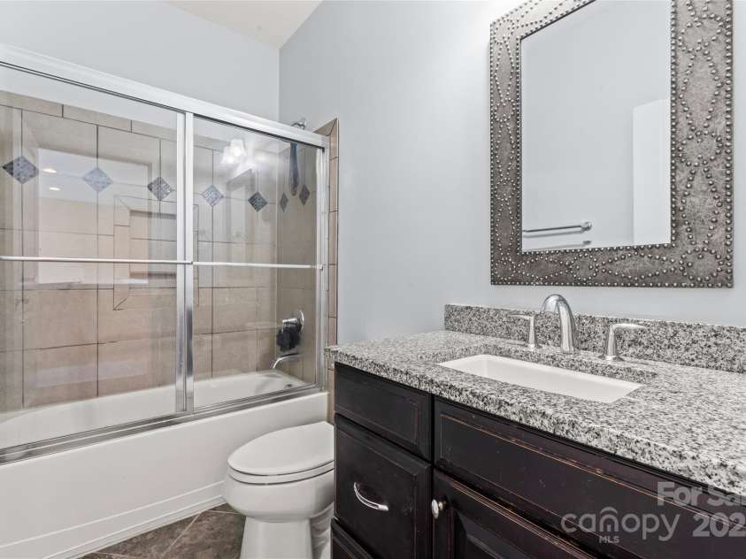 1400 Delaney Drive, Matthews, NC 28104.  MLS# CAR4255210, YatesRealty ID 24424. 