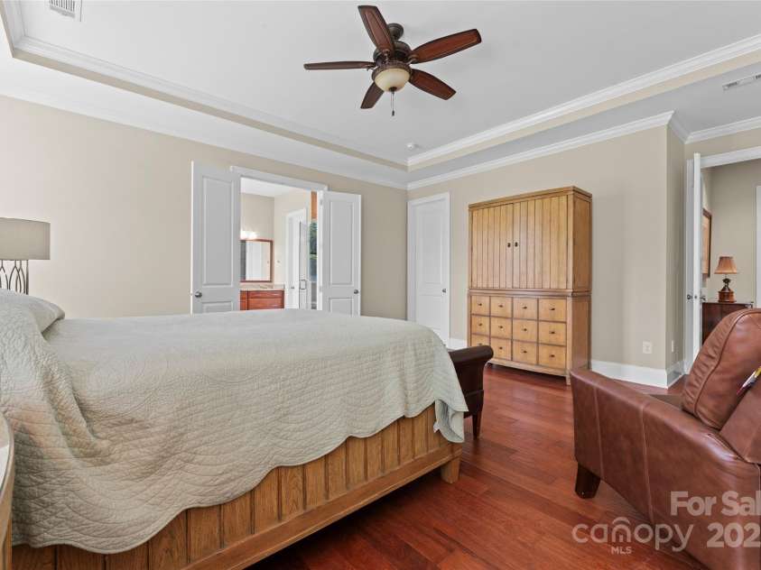 1400 Delaney Drive, Matthews, NC 28104.  MLS# CAR4255210, YatesRealty ID 24424. Master Bedroom