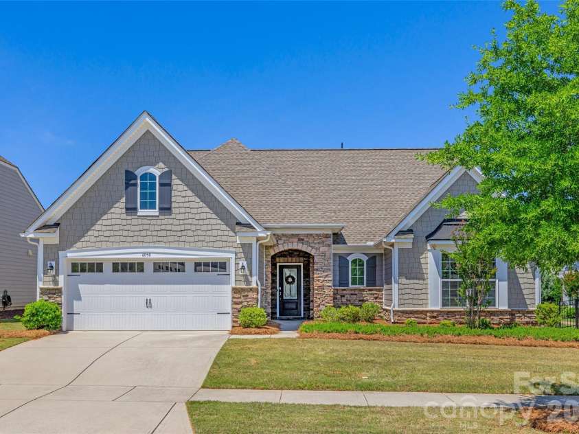 6058 Kings Canyon Way, Lancaster, SC 29720.  MLS# CAR4381279, YatesRealty ID 24424. 