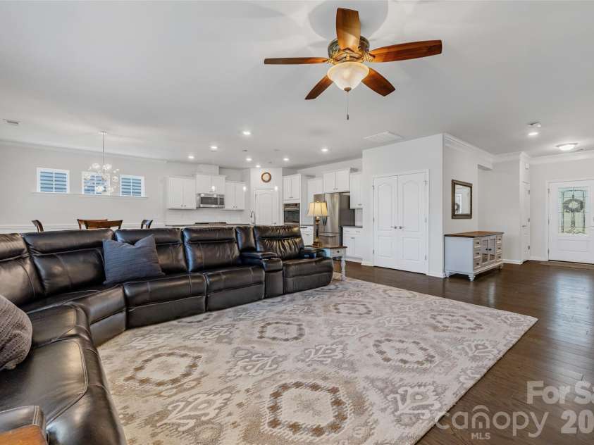 6058 Kings Canyon Way, Lancaster, SC 29720.  MLS# CAR4381279, YatesRealty ID 24424. 