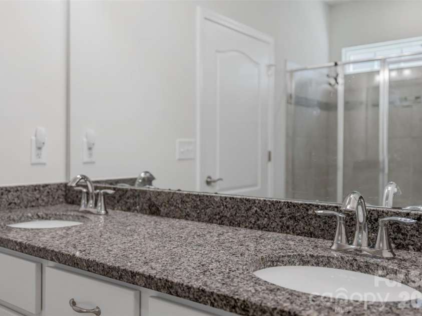 6058 Kings Canyon Way, Lancaster, SC 29720.  MLS# CAR4381279, YatesRealty ID 24424. 