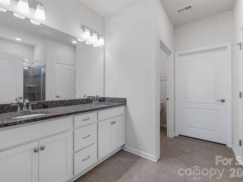 6058 Kings Canyon Way, Lancaster, SC 29720.  MLS# CAR4381279, YatesRealty ID 24424. 