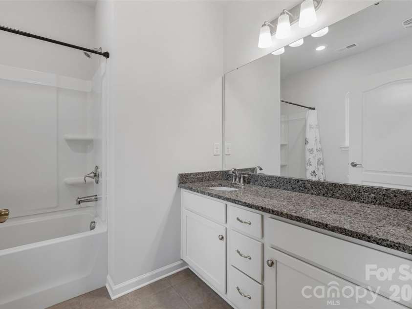 6058 Kings Canyon Way, Lancaster, SC 29720.  MLS# CAR4381279, YatesRealty ID 24424. 
