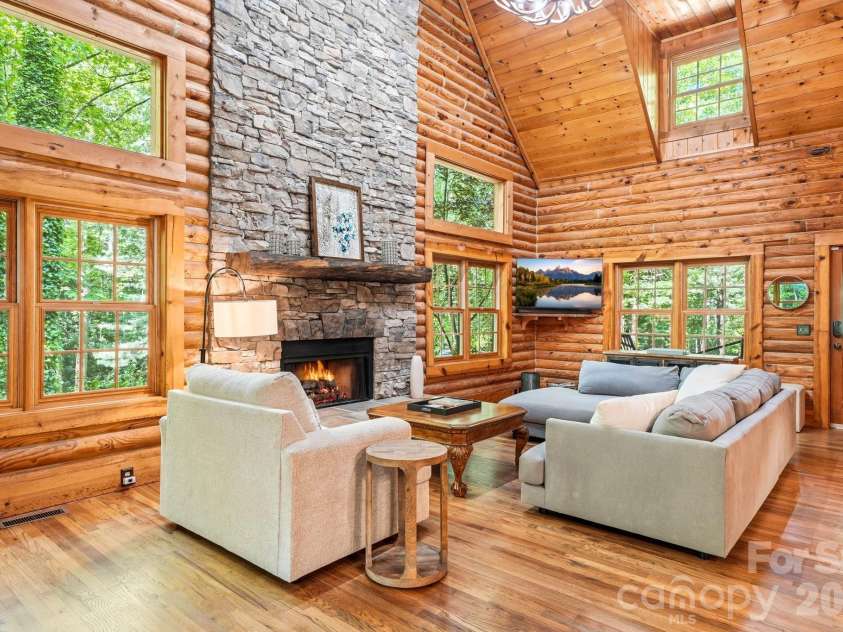 16 Shadow Brook Drive, Flat Rock, NC 28731.  MLS# CAR4373475, YatesRealty ID 24425. 