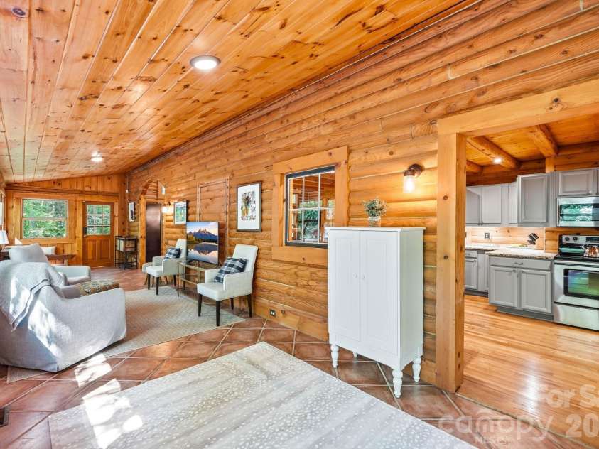 16 Shadow Brook Drive, Flat Rock, NC 28731.  MLS# CAR4373475, YatesRealty ID 24425. 