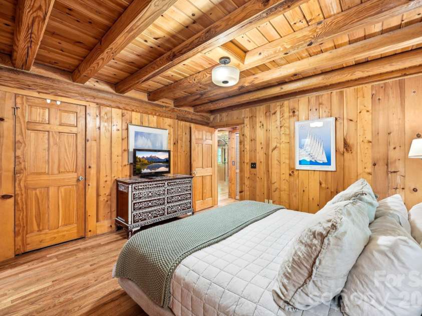16 Shadow Brook Drive, Flat Rock, NC 28731.  MLS# CAR4373475, YatesRealty ID 24425. 