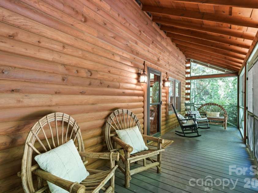 16 Shadow Brook Drive, Flat Rock, NC 28731.  MLS# CAR4373475, YatesRealty ID 24425. 