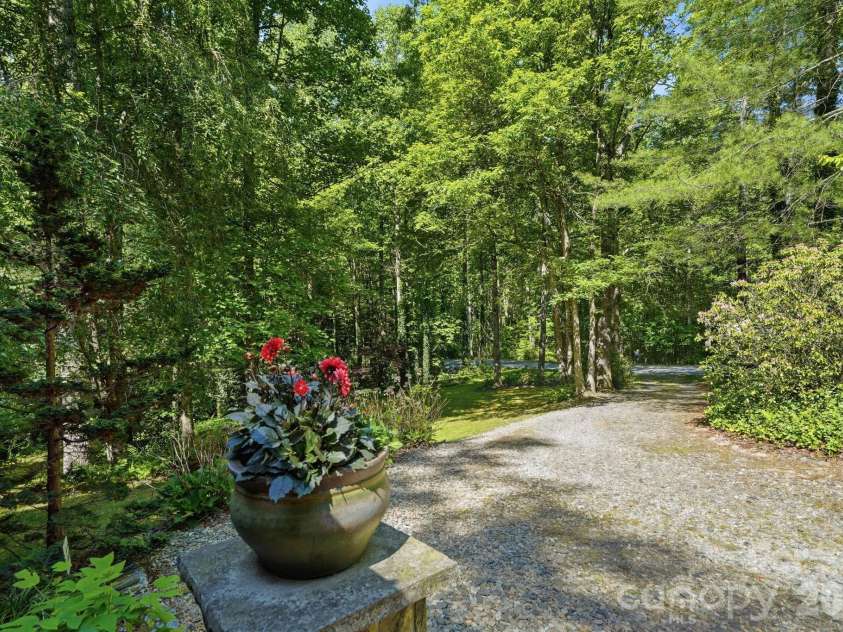 16 Shadow Brook Drive, Flat Rock, NC 28731.  MLS# CAR4373475, YatesRealty ID 24425. 