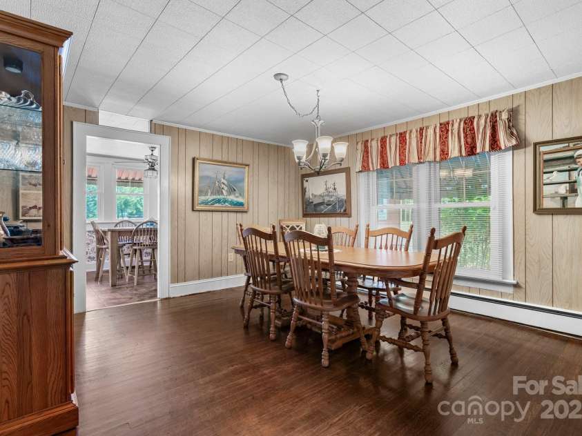 237 Shiloh Church Road, Hickory, NC 28601.  MLS# CAR4275859, YatesRealty ID 24425. 