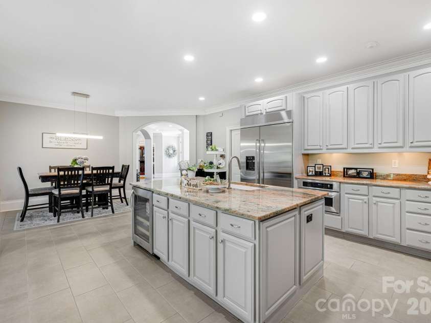2 Sterling Run Drive, Fletcher, NC 28732.  MLS# CAR4377297, YatesRealty ID 24426. 