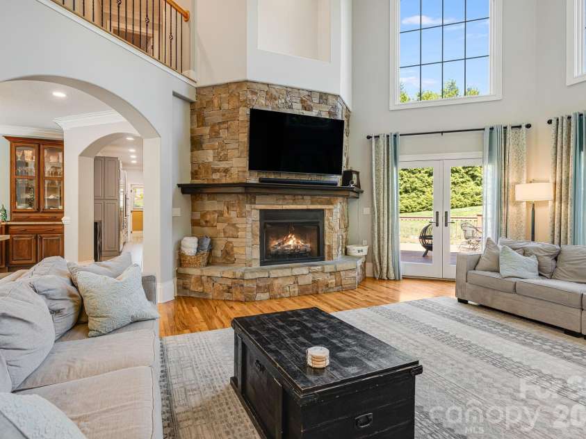2 Sterling Run Drive, Fletcher, NC 28732.  MLS# CAR4377297, YatesRealty ID 24426. 