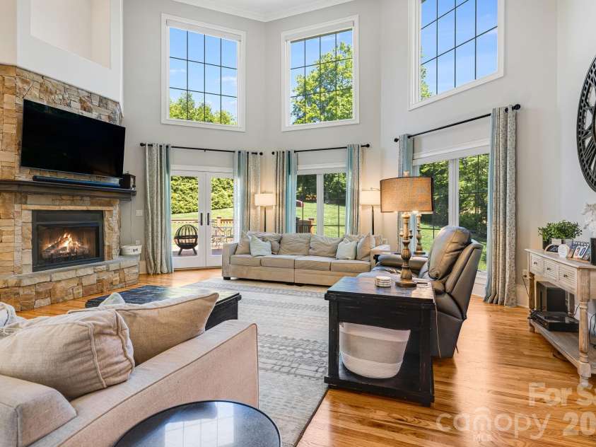 2 Sterling Run Drive, Fletcher, NC 28732.  MLS# CAR4377297, YatesRealty ID 24426. 