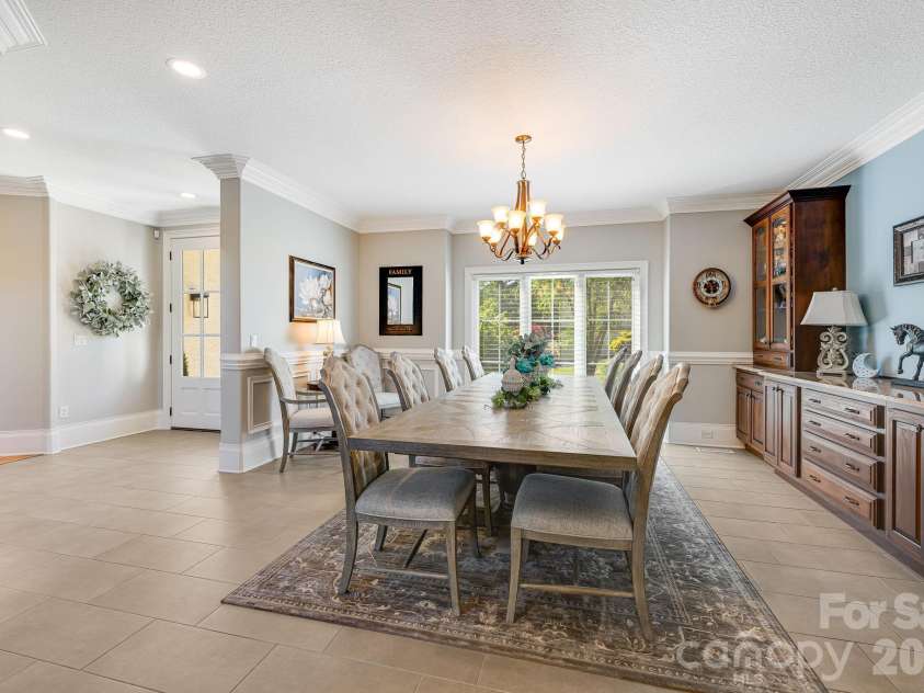 2 Sterling Run Drive, Fletcher, NC 28732.  MLS# CAR4377297, YatesRealty ID 24426. 