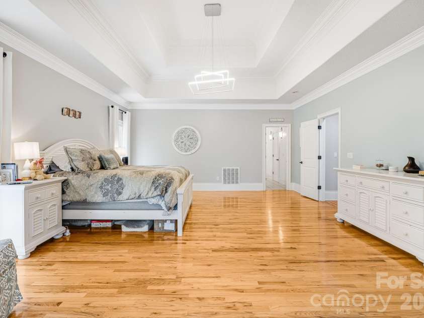 2 Sterling Run Drive, Fletcher, NC 28732.  MLS# CAR4377297, YatesRealty ID 24426. 