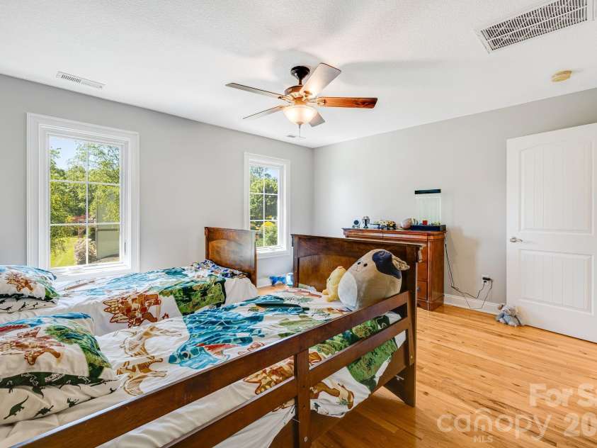 2 Sterling Run Drive, Fletcher, NC 28732.  MLS# CAR4377297, YatesRealty ID 24426. 