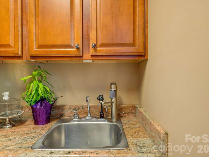 2 Sterling Run Drive, Fletcher, NC 28732.  MLS# CAR4377297, YatesRealty ID 24426. 