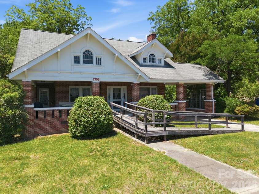 1705 US 52 Highway, Albemarle, NC 28001.  MLS# CAR4385397, YatesRealty ID 24427. 