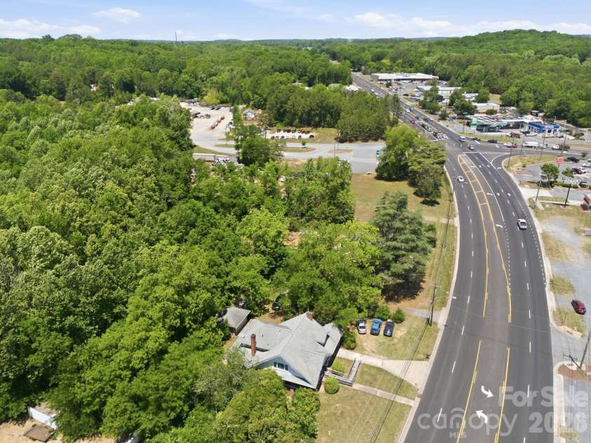 1705 US 52 Highway, Albemarle, NC 28001.  MLS# CAR4385397, YatesRealty ID 24427. 
