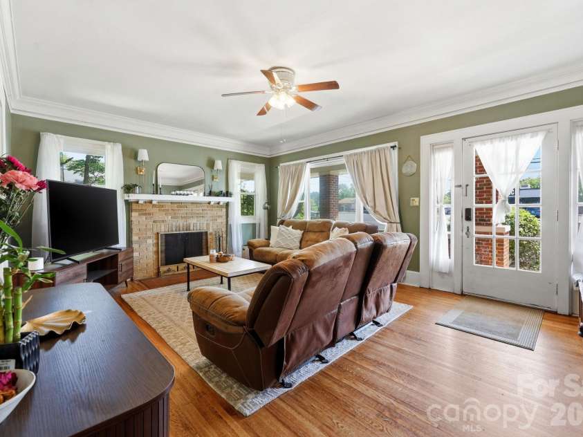 1705 US 52 Highway, Albemarle, NC 28001.  MLS# CAR4385397, YatesRealty ID 24427. 