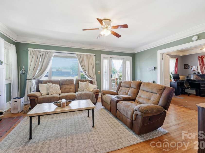 1705 US 52 Highway, Albemarle, NC 28001.  MLS# CAR4385397, YatesRealty ID 24427. 