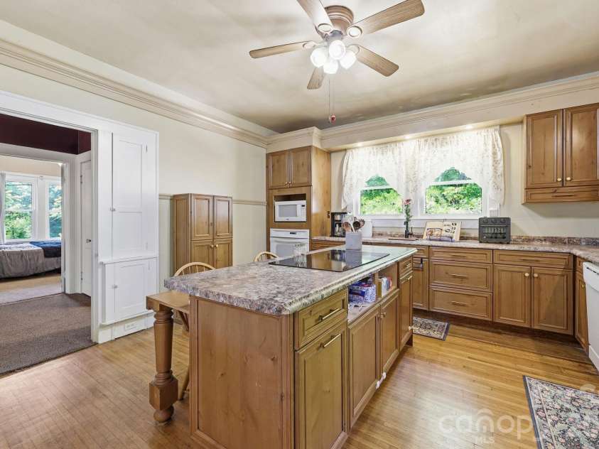 1705 US 52 Highway, Albemarle, NC 28001.  MLS# CAR4385397, YatesRealty ID 24427. 