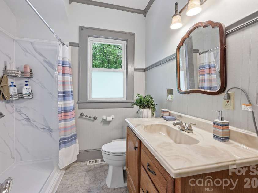 1705 US 52 Highway, Albemarle, NC 28001.  MLS# CAR4385397, YatesRealty ID 24427. 