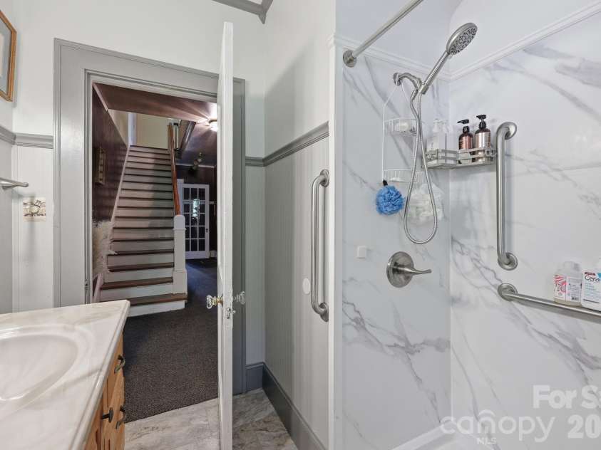 1705 US 52 Highway, Albemarle, NC 28001.  MLS# CAR4385397, YatesRealty ID 24427. 
