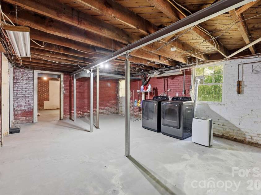 1705 US 52 Highway, Albemarle, NC 28001.  MLS# CAR4385397, YatesRealty ID 24427. 