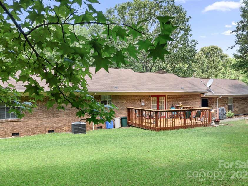 6575 & 6601 Charlotte Highway, York, SC 29745.  MLS# CAR4276199, YatesRealty ID 24427. 