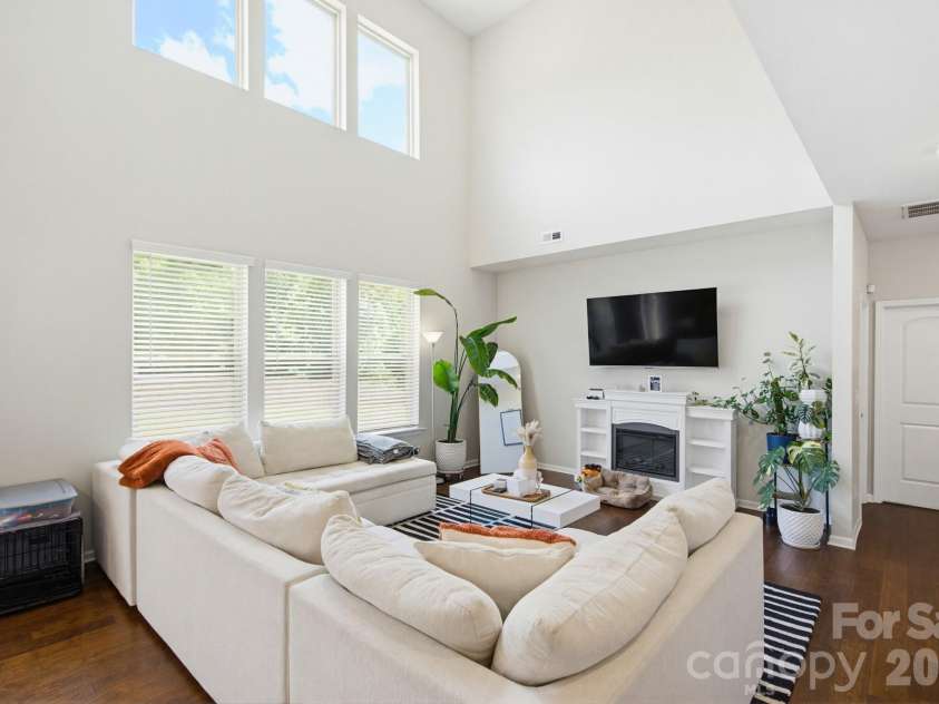 840 Oak Manor Drive, Concord, NC 28025.  MLS# CAR4376551, YatesRealty ID 24429. 