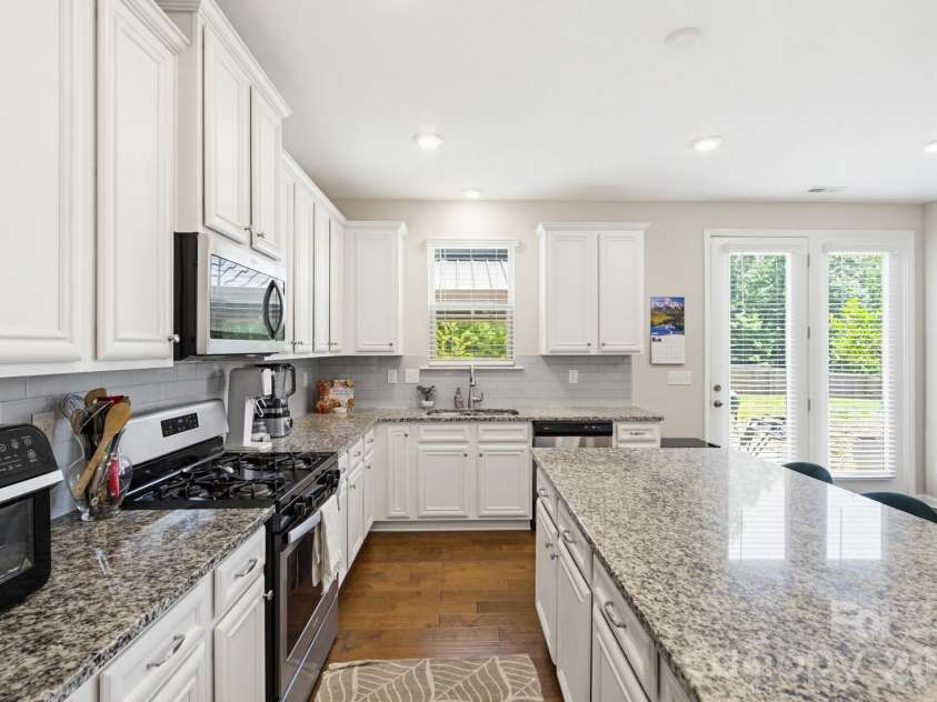 840 Oak Manor Drive, Concord, NC 28025.  MLS# CAR4376551, YatesRealty ID 24429. 