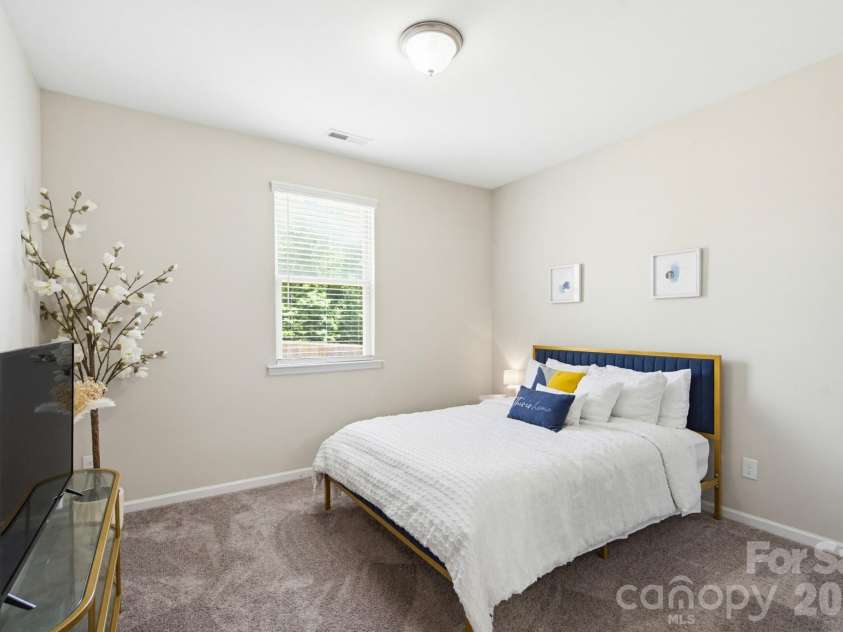 840 Oak Manor Drive, Concord, NC 28025.  MLS# CAR4376551, YatesRealty ID 24429. 