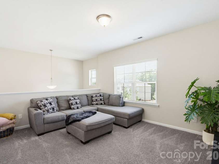 840 Oak Manor Drive, Concord, NC 28025.  MLS# CAR4376551, YatesRealty ID 24429. 