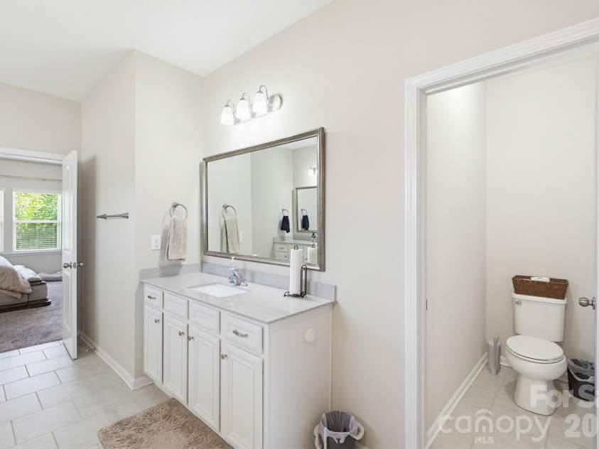 840 Oak Manor Drive, Concord, NC 28025.  MLS# CAR4376551, YatesRealty ID 24429. 