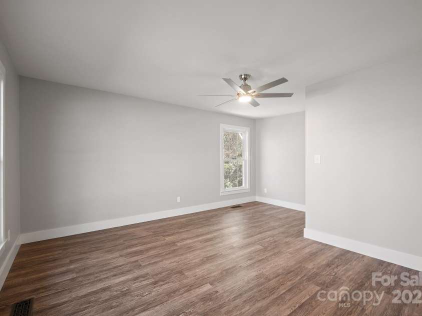 306 7th Street Place, Conover, NC 28613.  MLS# CAR4234782, YatesRealty ID 2443. 