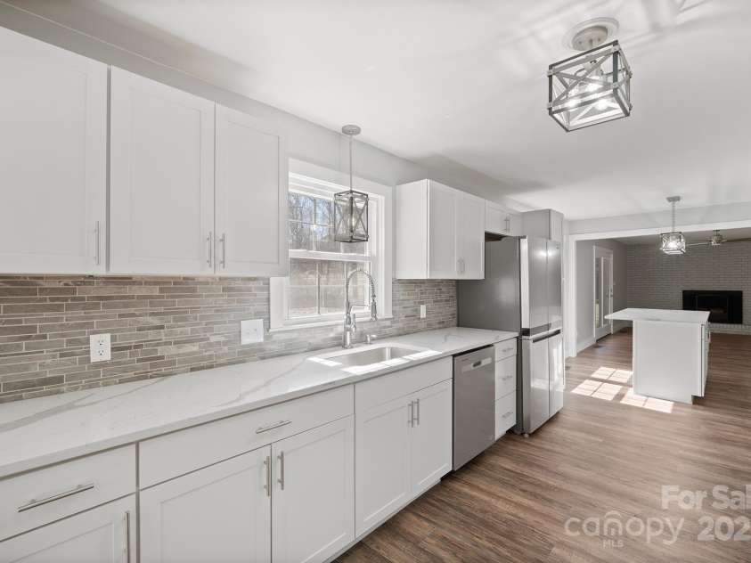 306 7th Street Place, Conover, NC 28613.  MLS# CAR4234782, YatesRealty ID 2443. 